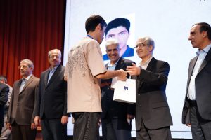 تجلیل بانک صادرات ایران از ۶۷ دانشجوی نخبه المپیادی کشور