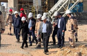 آغاز انتقال سنگ‌آهک به کارخانه آهک هیدراته پلدختر