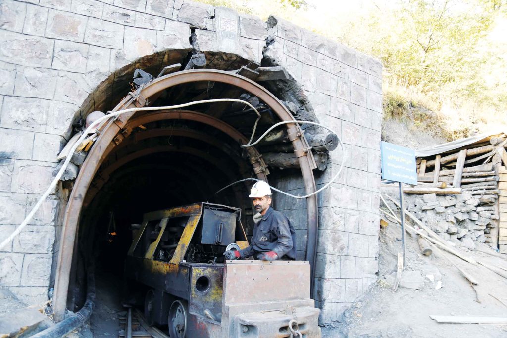 احیای معدن سنگرود گیلان با اکتشاف تفصیلی و واگذاری بهره‌برداری به بخش خصوصی