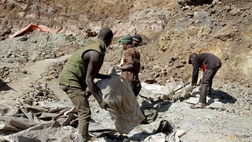 فرو ریختن معدن مس در جمهوری دموکراتیک کنگو؛ دستکم ۳۲ کشته در حادثه کالاندو