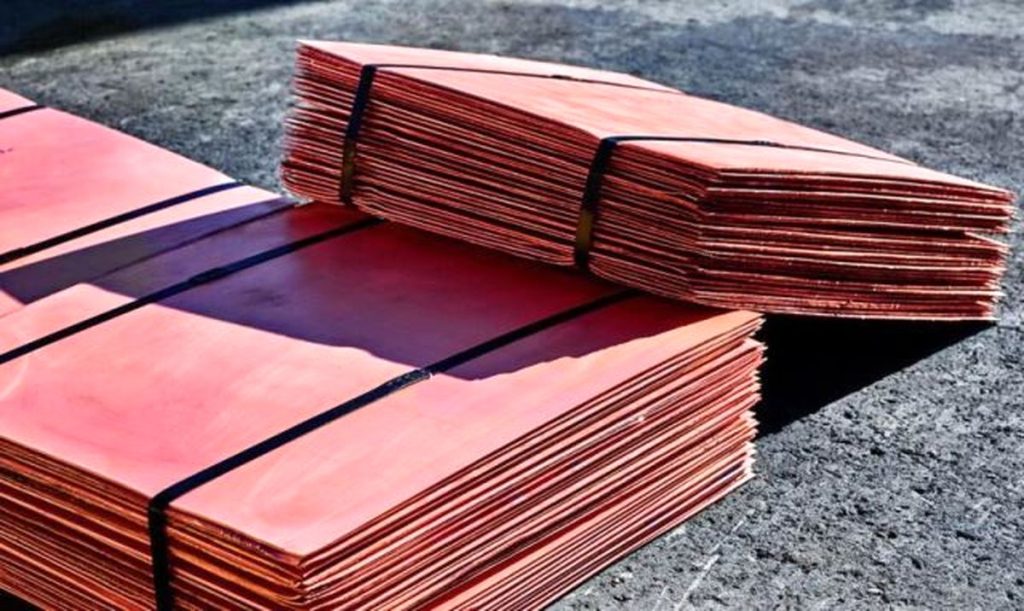 قیمت جهانی مس در آستانه ۱۲ هزار دلار؛ رکورد تاریخی در راه است