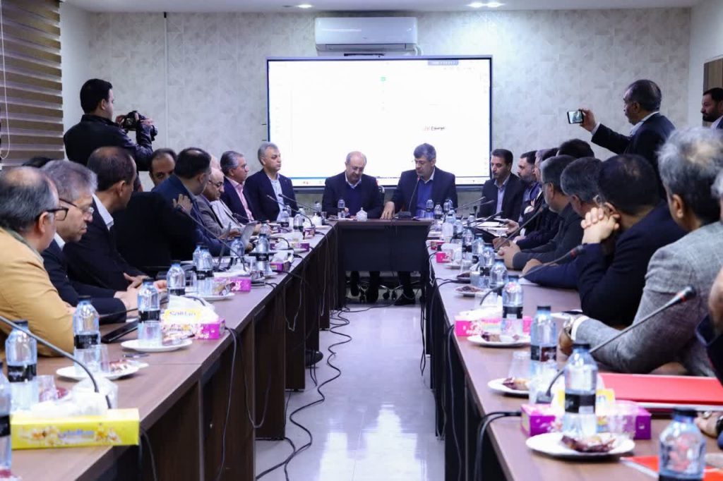 رسیدگی به ۱۳۳ پرونده معدنی در میز خدمت استان یزد با حضور معاون وزیر صمت