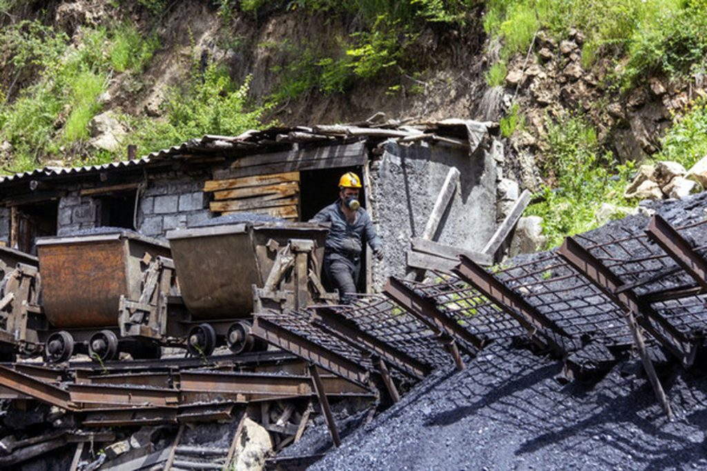 فعالیت ۳۶ شرکت معدنی در مازندران؛ تشدید بازرسیهای ایمنی معادن استان