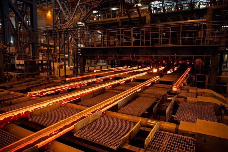 رکوردشکنی در فولاد غدیر نیریز؛ ثبت ۱۴ ذوب در یک سکوئنس تولید