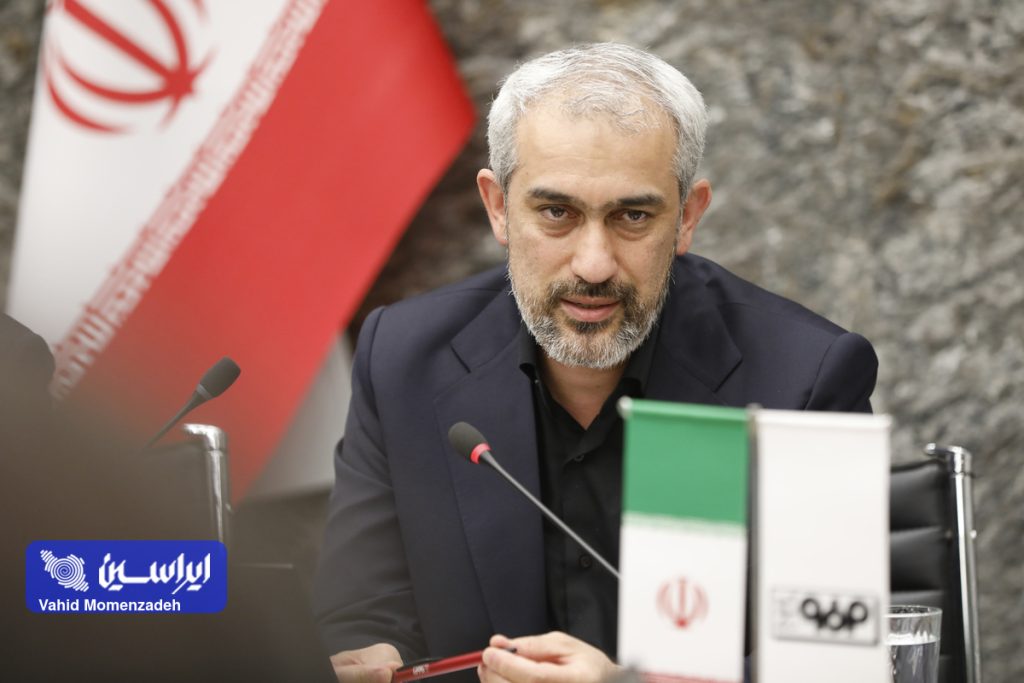 کشور وارد مرحله «جهاد اقتصادی» برای بازسازی صنایع شده است
