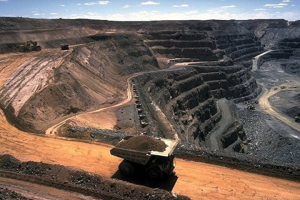 هشدار دادستان زنجان درباره بحران سوخت در معادن