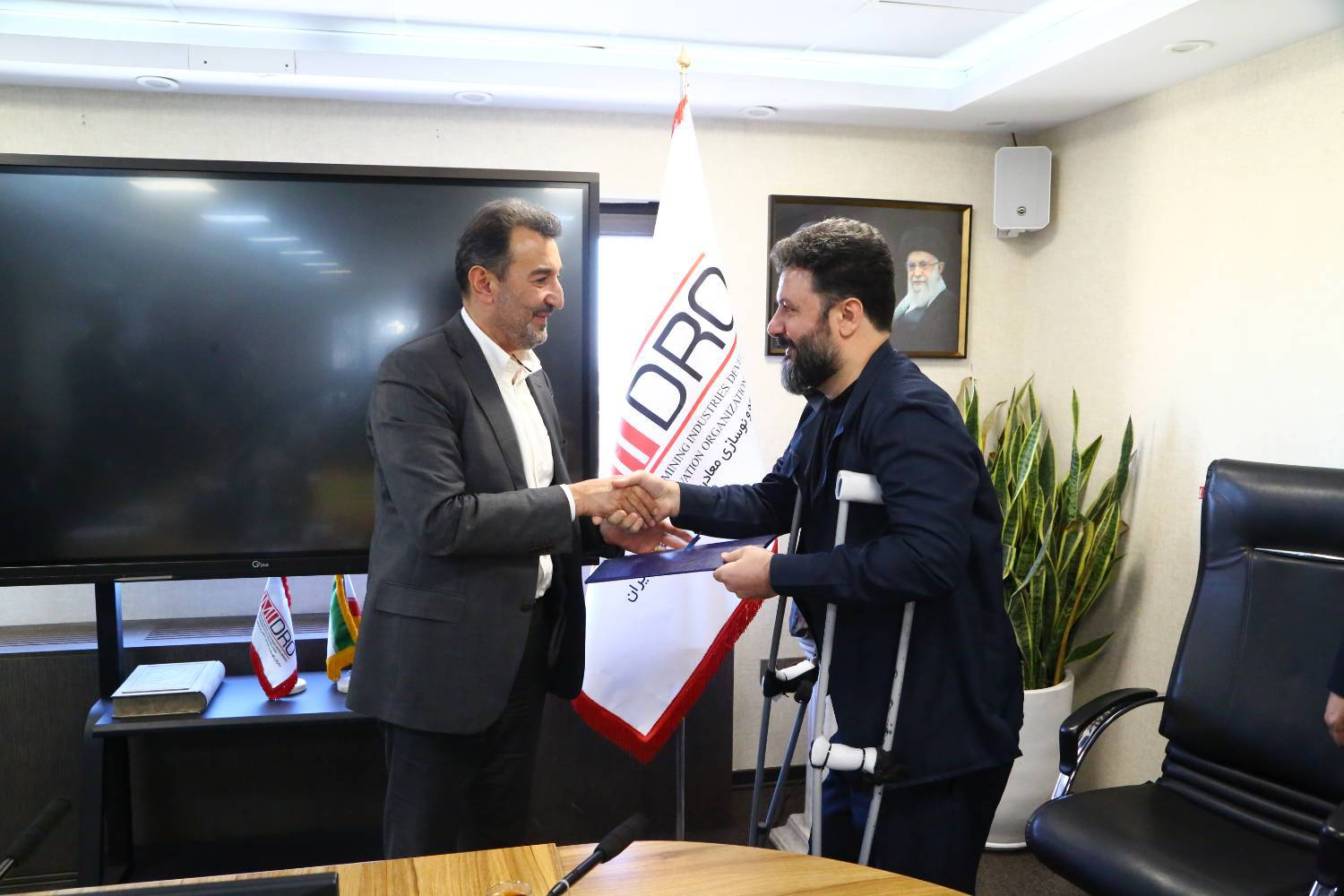 سمیعی‌نژاد 