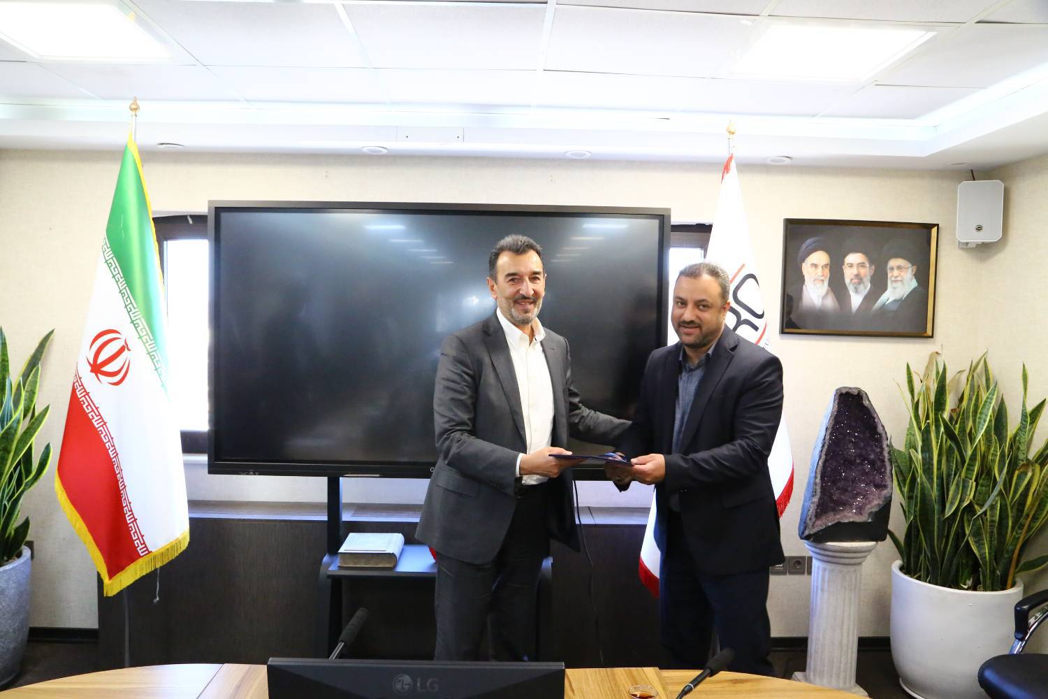 مدیریت سمیعی‌نژاد در جنگ تحمیلی سوم